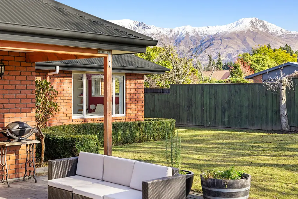 Wanaka 4房  Family Space, Mountain Outlook