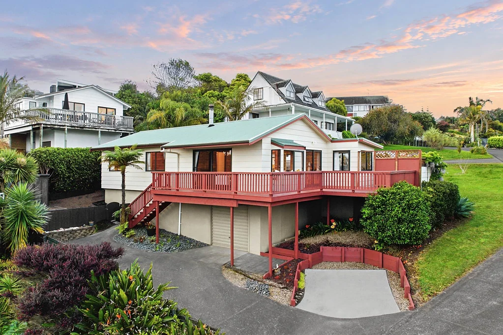Orewa 3कमरा Coastal Views, Character & Comfort