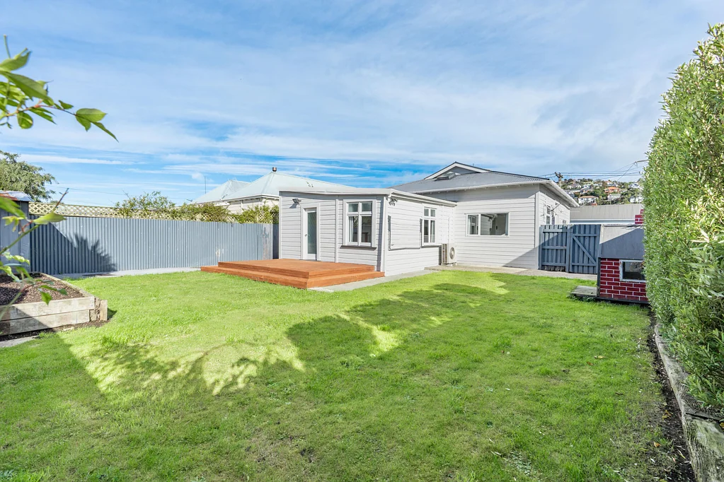 Forbury 3Moenga Sun-filled family home with flexible living
