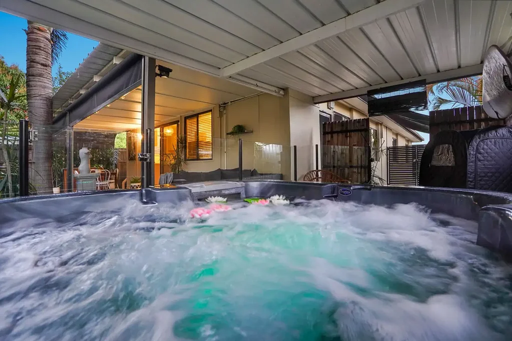 Biggera Waters 2房  Private, peaceful, pet-friendly oasis, only minutes to the beach