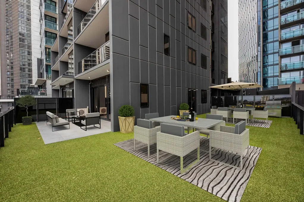 Southbank 2कमरा BEAUTIFUL APARTMENT WITH HUGE TERRACE