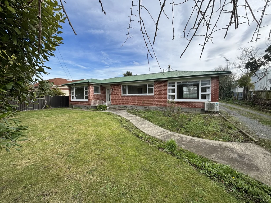 Spacious Living with a Retro Twist