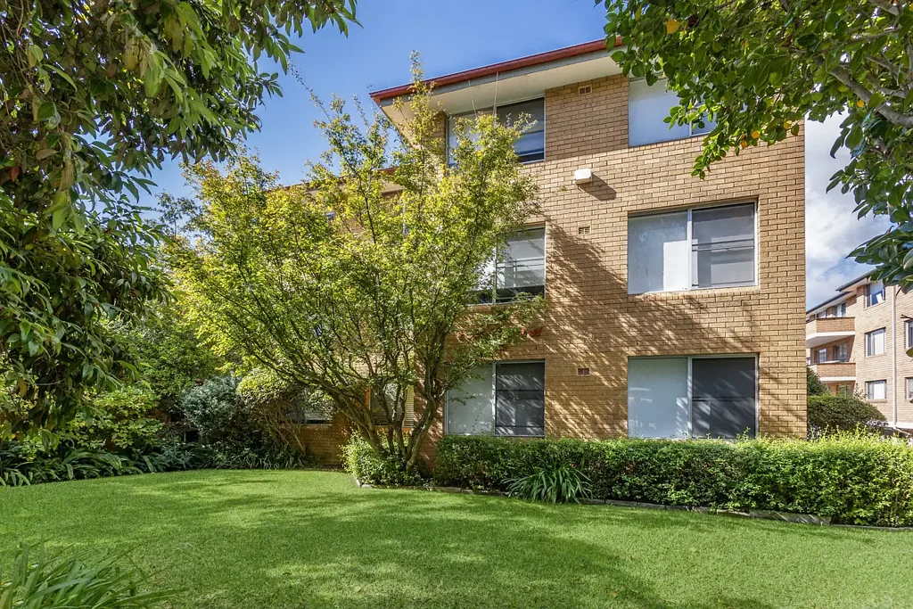 8/10 Albert Street, Hornsby, NSW 2077