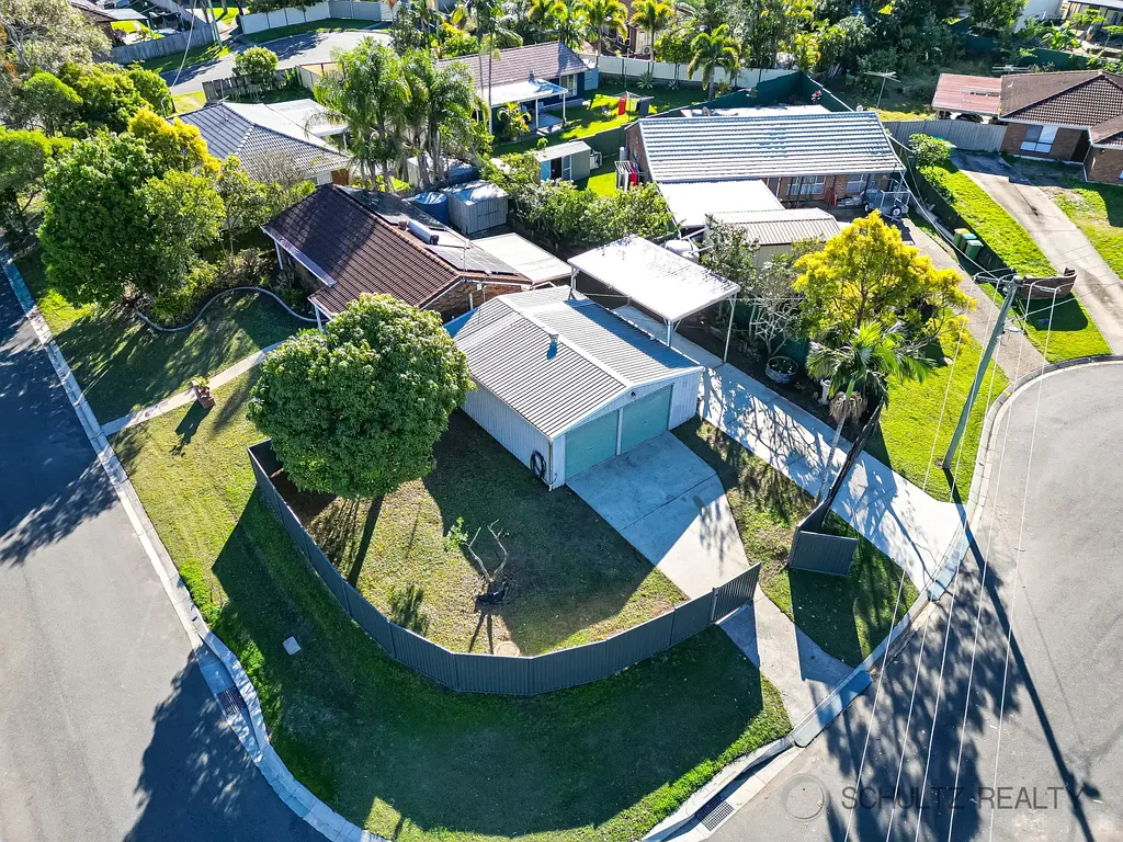Crestmead 4ਬੈੱਡਰੂਮ Renovated Family Home with Serious Shed and Caravan Space