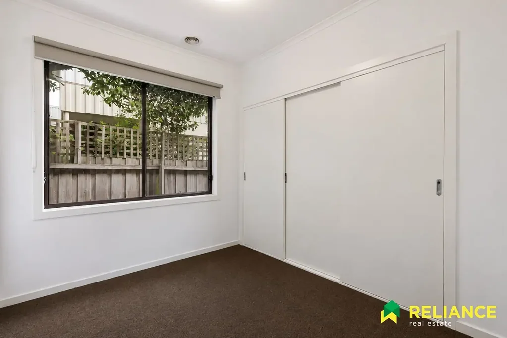 Modern Low-Maintenance Living in a Prime Location!