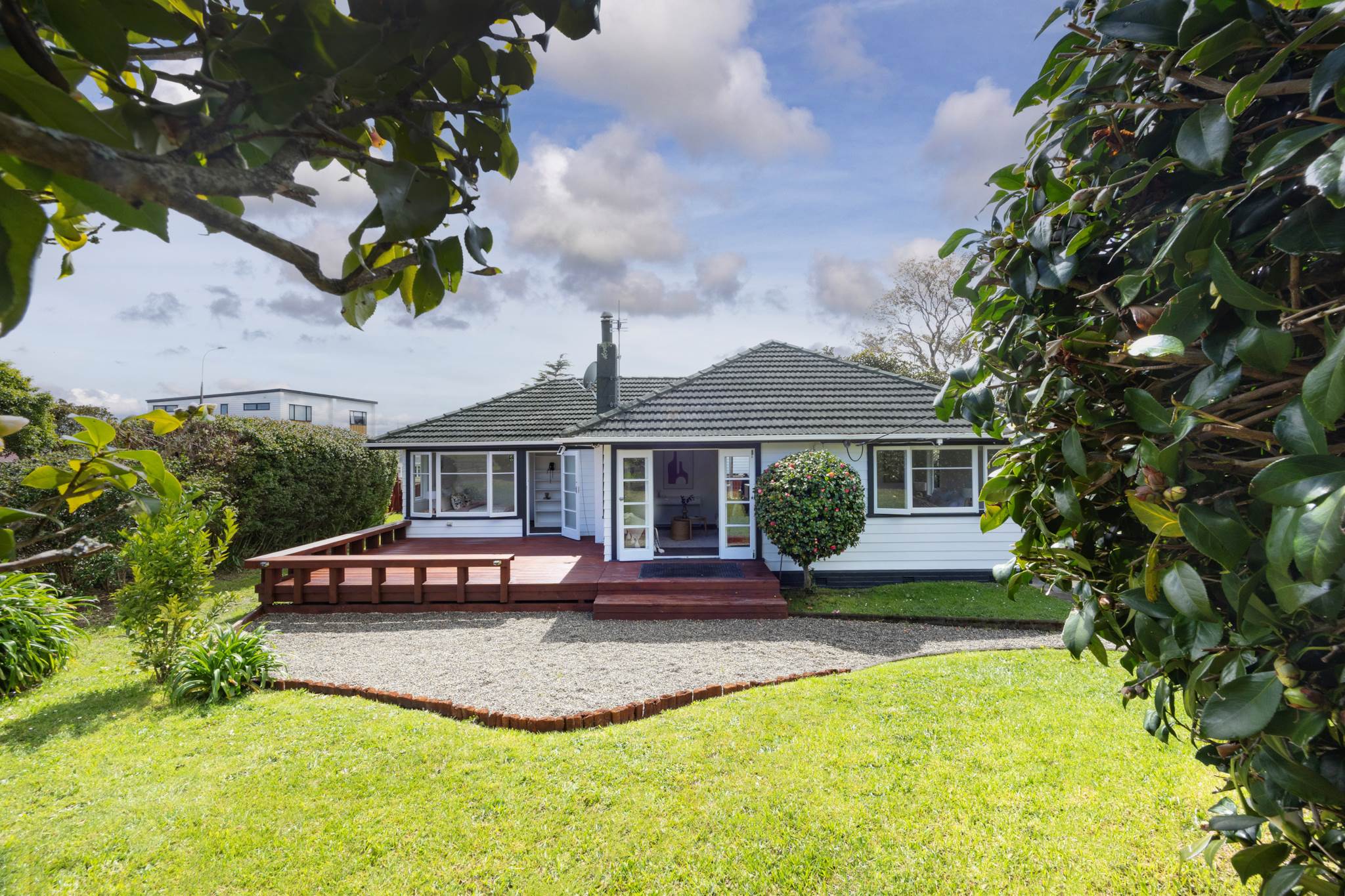1/12 Neil Avenue, Te Atatu Peninsula, photo 5