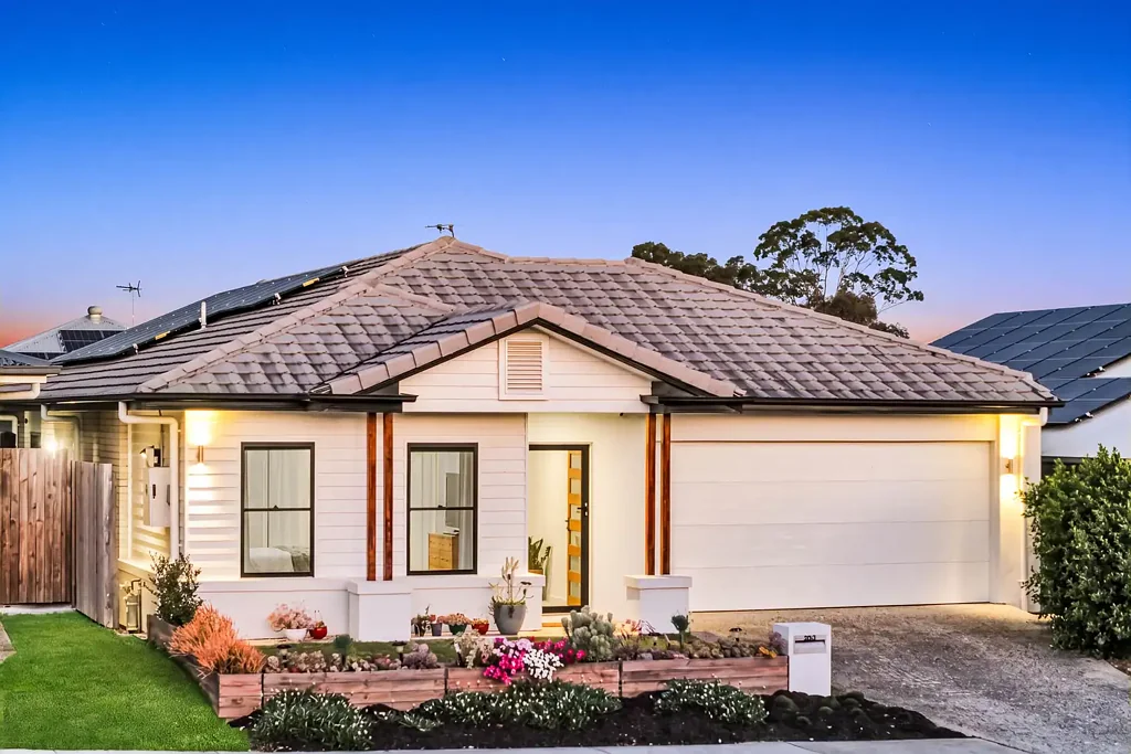 Logan Reserve 4ਬੈੱਡਰੂਮ Elegant North Facing Family Living in a Premier Growth Corridor