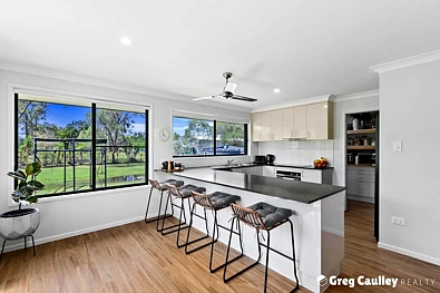 ਰਸੋਈ - 16 Wills Court, Oakhurst, QLD 4650