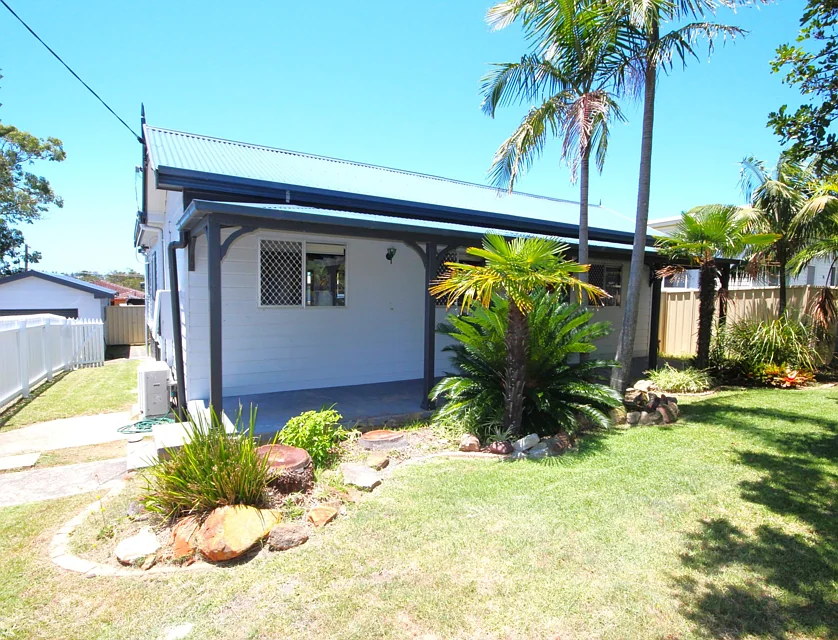 16 South Street, Killarney Vale, Central Coast, 3 कमरे, 1 बाथरूम, House