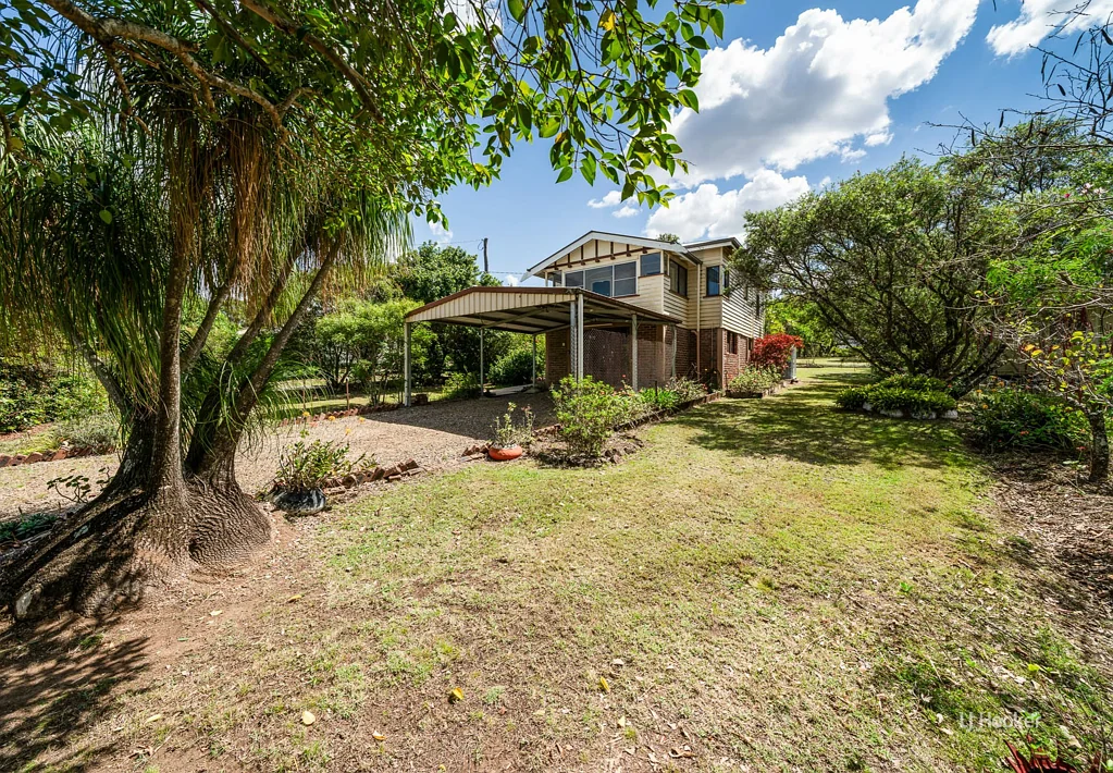 25 Richard Street, Esk, QLD 4312