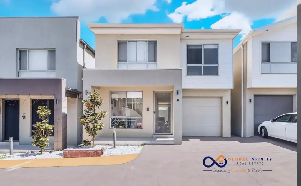 Riverstone 4ห้องนอน Freestanding Townhouse in Riverstone Zoned for Schofields Public School