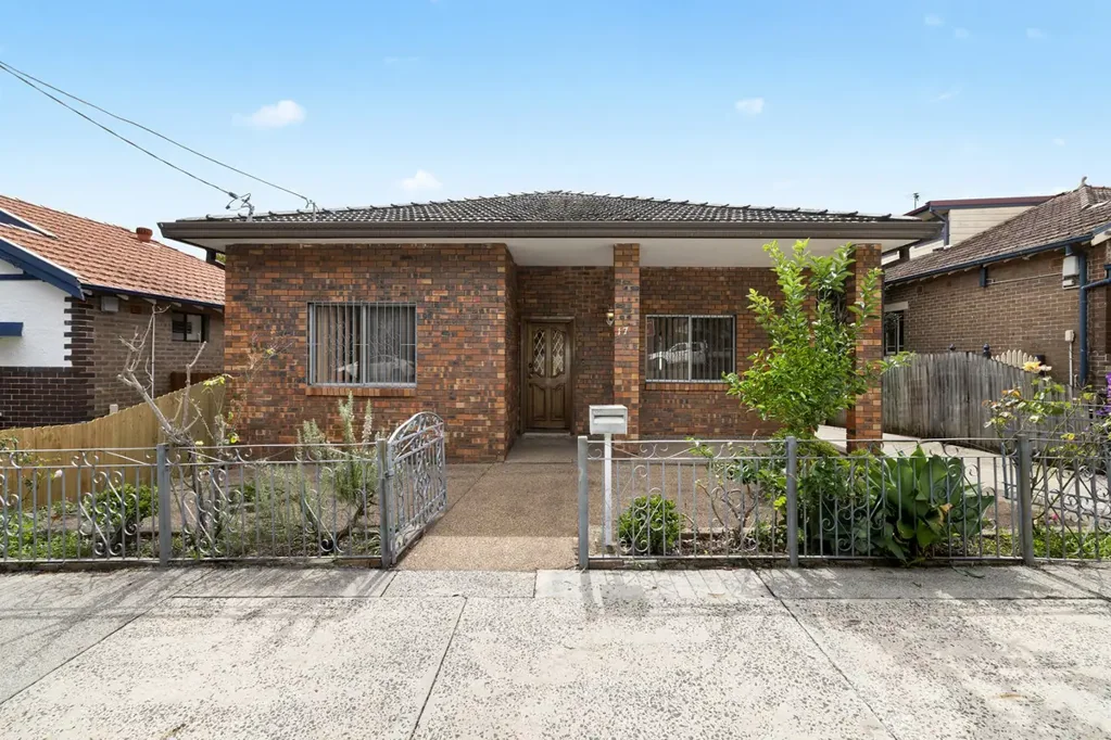 17 Trevenar Street, Ashbury, NSW 2193