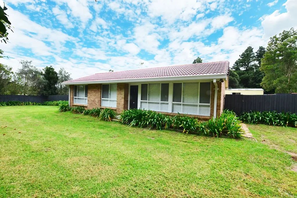 CHARMING HOME WITH RECENT HIGH QUALITY RENO