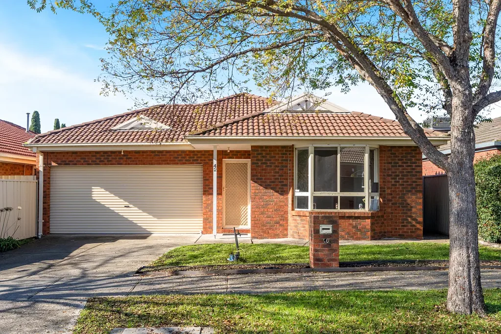 Craigieburn 4chambre A Family Favourite in a Phenomenal Craigieburn Location