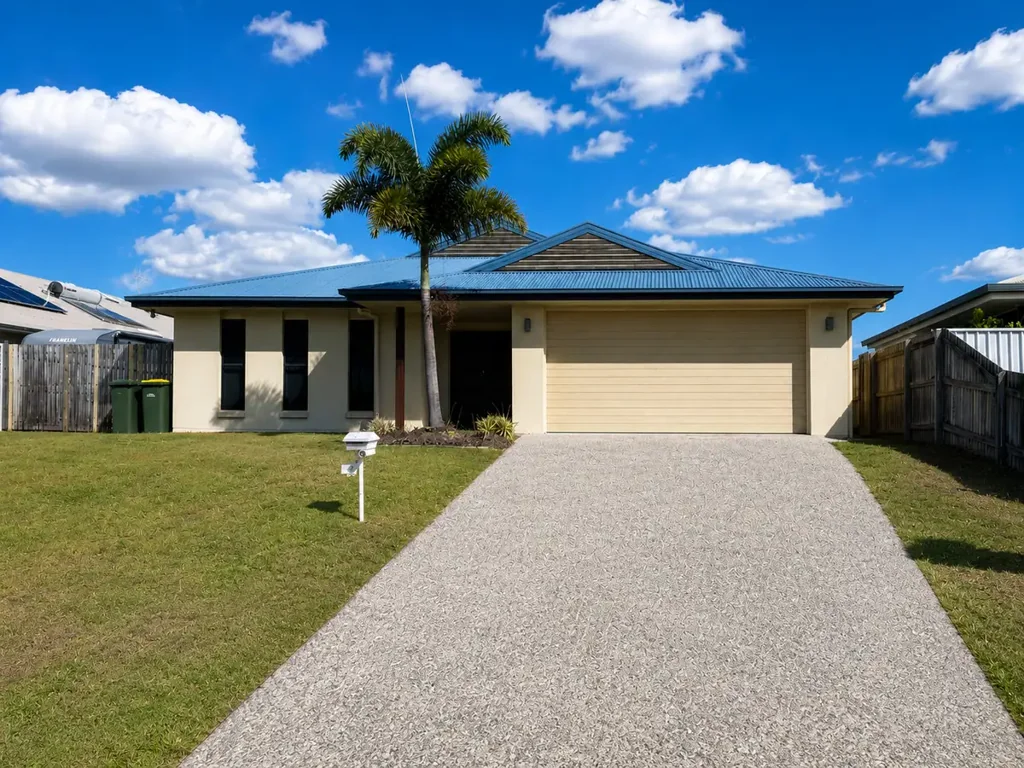 Family Home with Large Shed in Quiet Cul-de-Sac