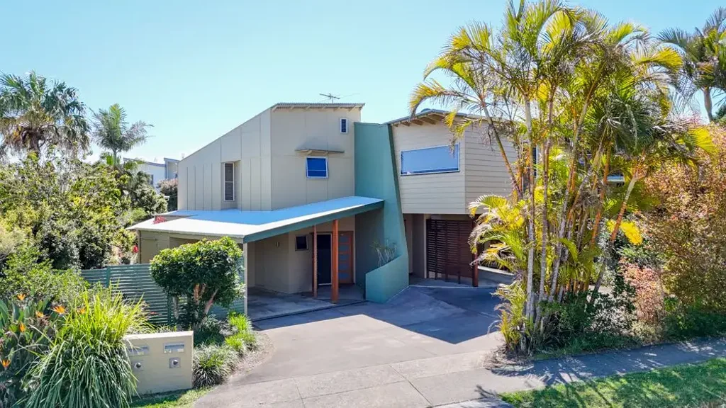Woolgoolga 2 Slaapkamer Architecturally Designed Duplex in Unbeatable Woolgoolga Headland Location