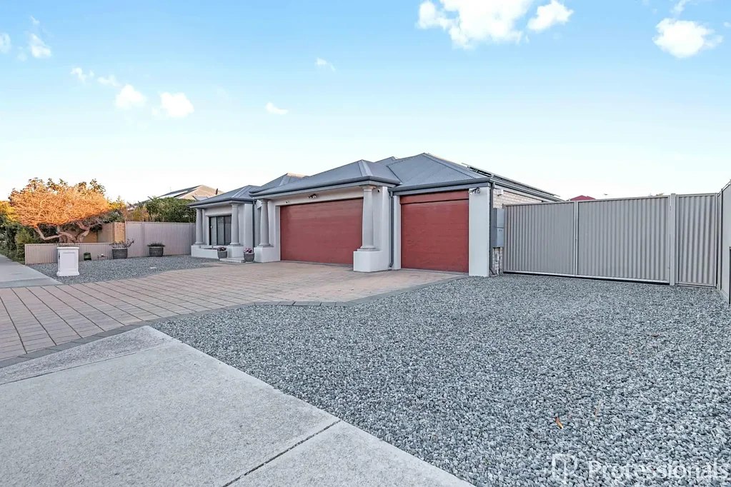 Southern River 4房  Beautiful Family Home In Harrisdale High School Zone!