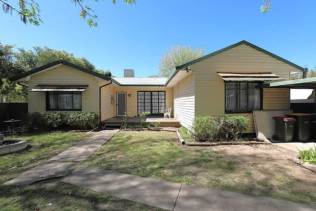 Cootamundra 4Kwarto Renovate, Refresh & Reap The Rewards