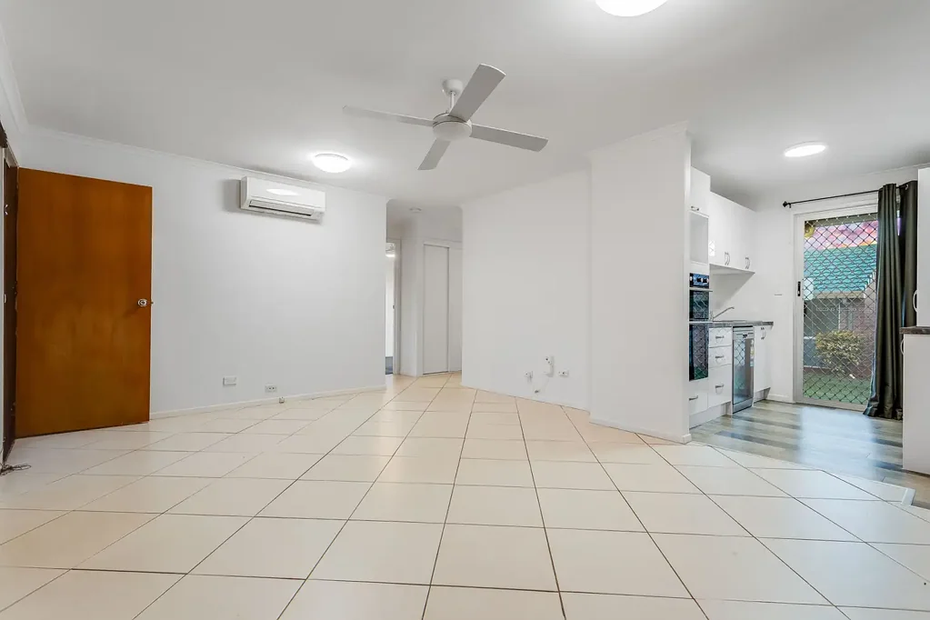 Lawnton 2Zimmer Renovated low set villa in a convenient location