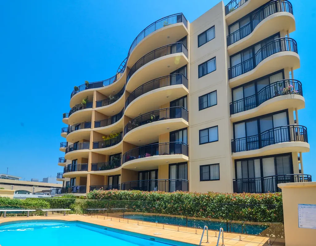 UNIT 702/25-29 Hunter Street, Hornsby, NSW 2077