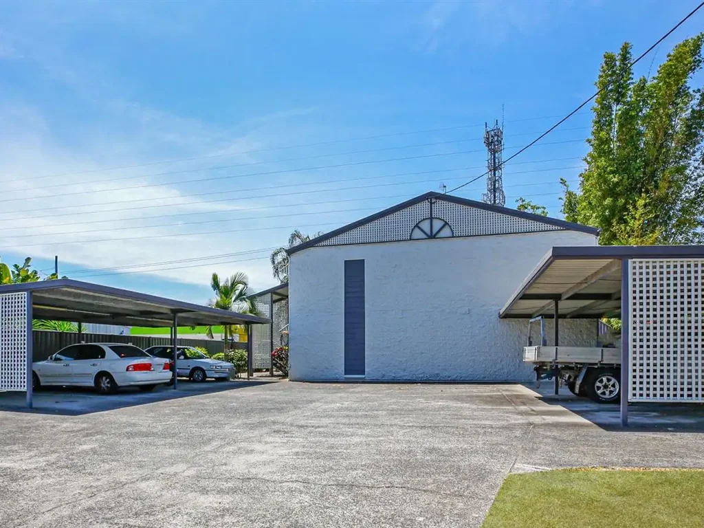 BUNGALOW