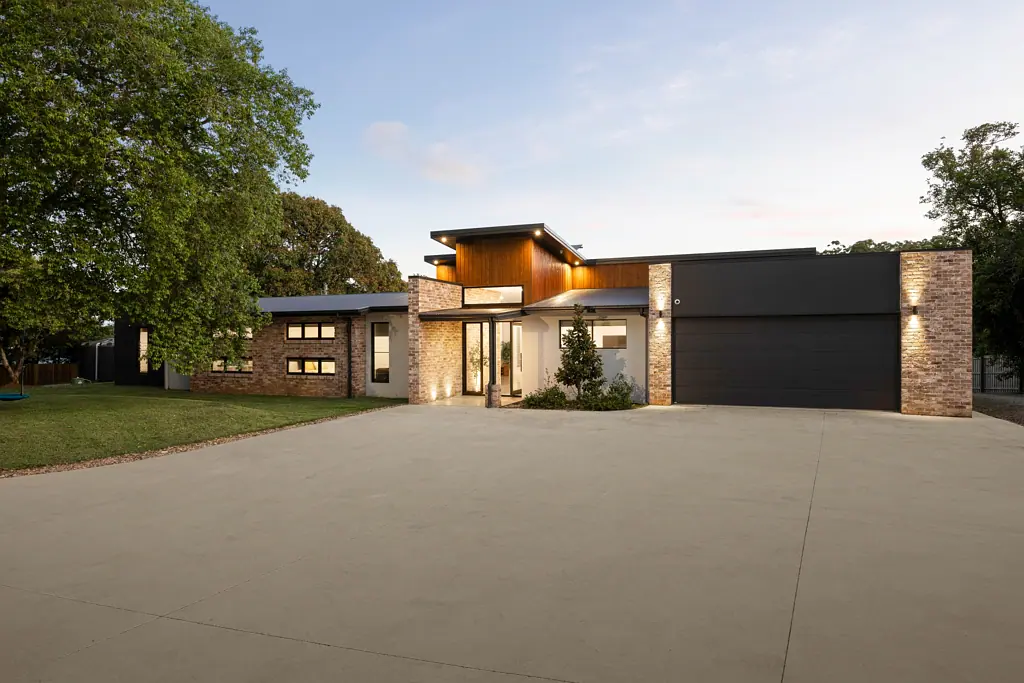 425 Glenview Road, Glenview, QLD 4553