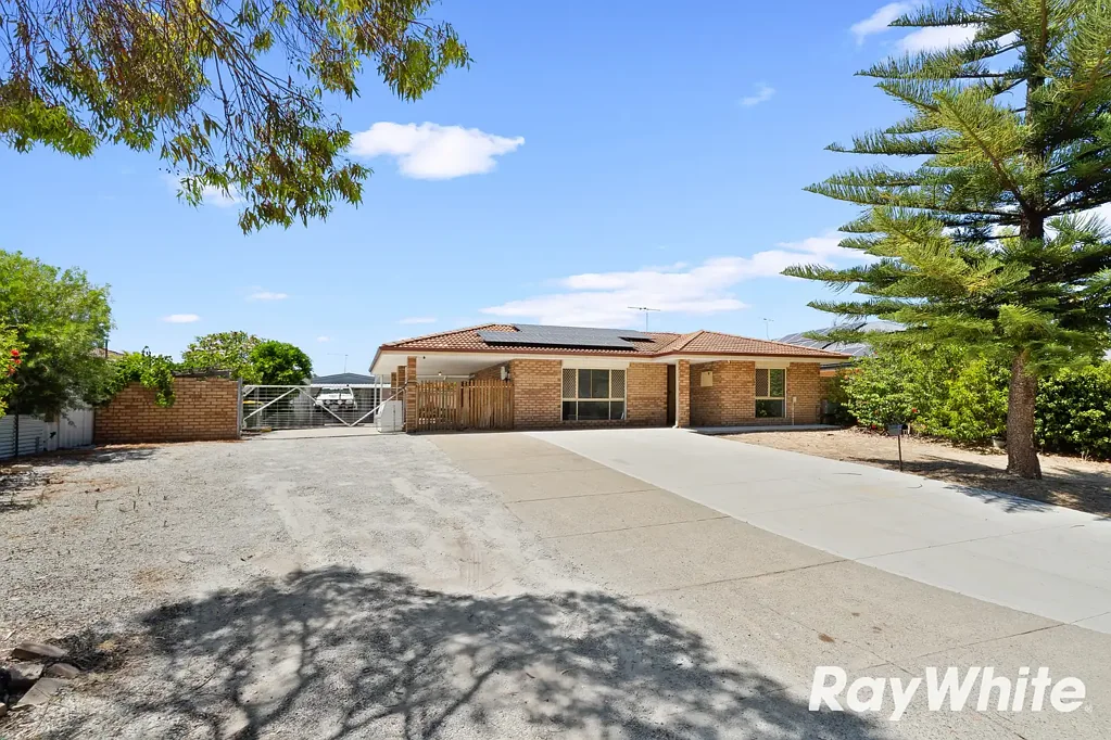17 Sandeland Avenue, Coodanup, WA 6210
