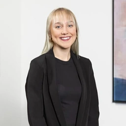 Amy Robertson