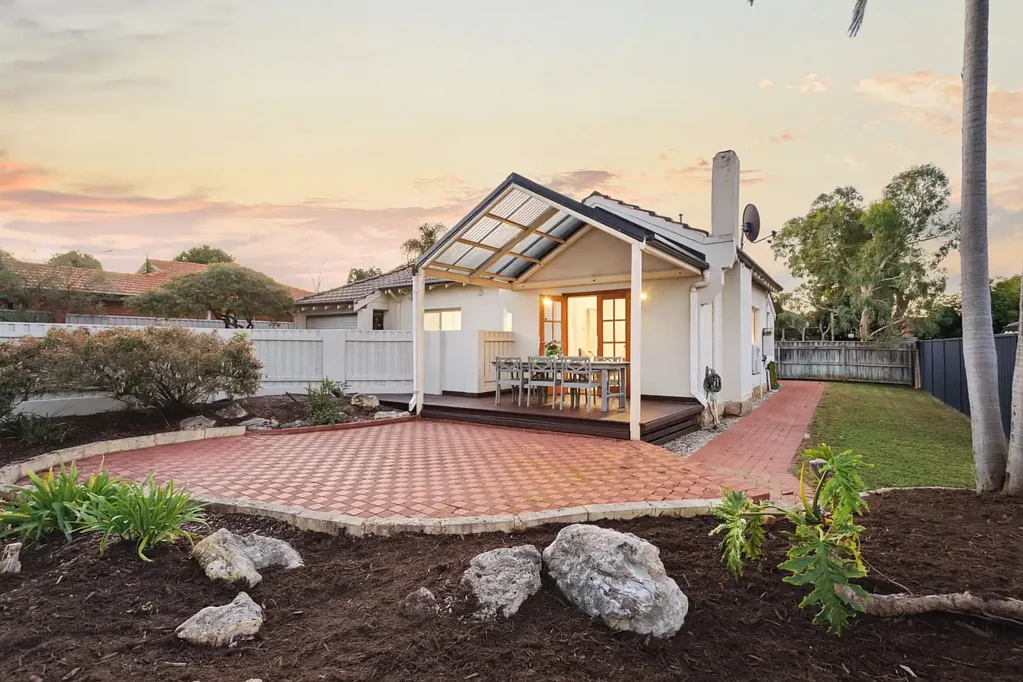 68A Hope Avenue, Manning, WA 6152
