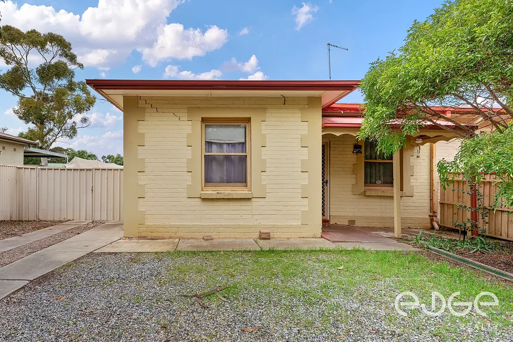 Elizabeth North 3 Bedroom Opportunity Knocking!