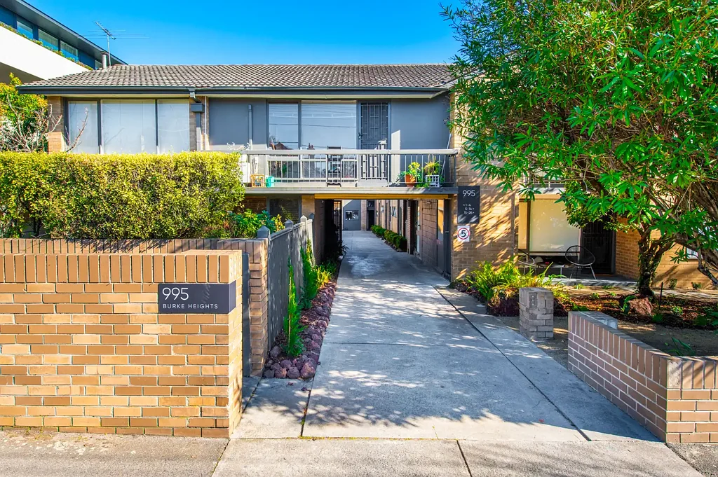 2 bedroom unit in the heart of Camberwell