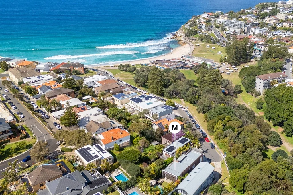 Bronte 4Moenga Elevated Coastal Living Fronting Bronte Park