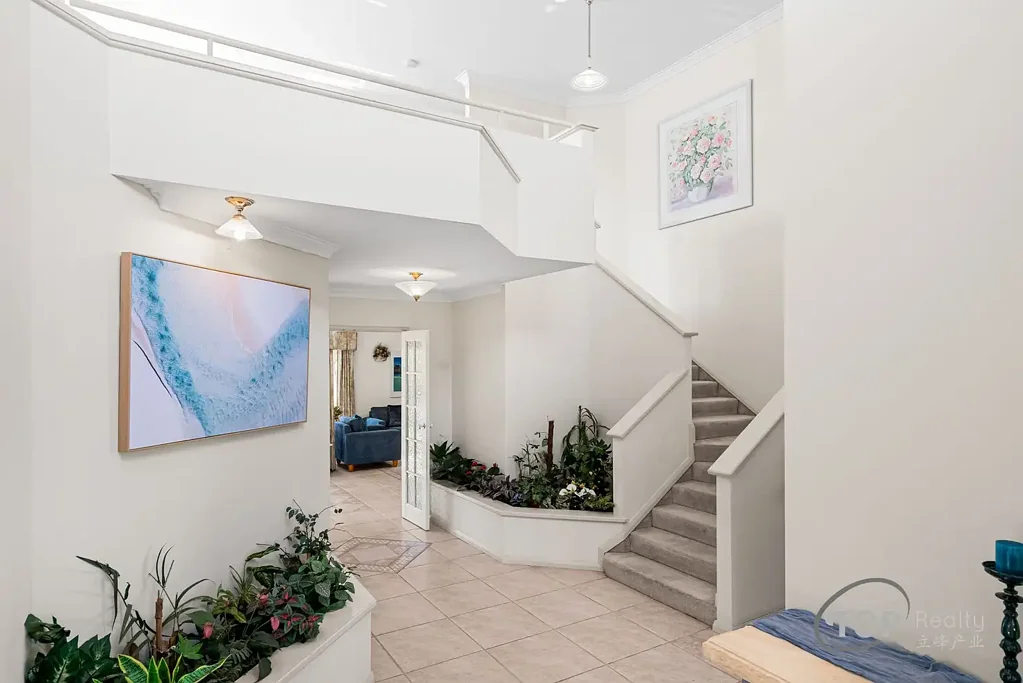Winthrop 4房  IMMACULATE FAMILY HOME NEXT TO WINTHROP PRIMARY SCHOOL