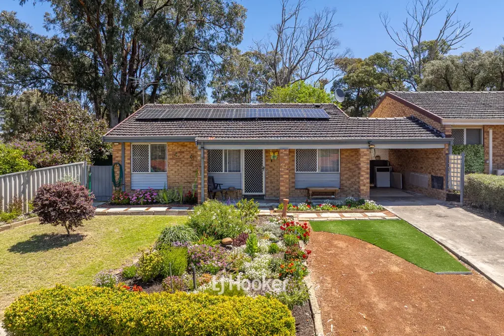 1E Jacaranda Crescent, Withers, WA 6230