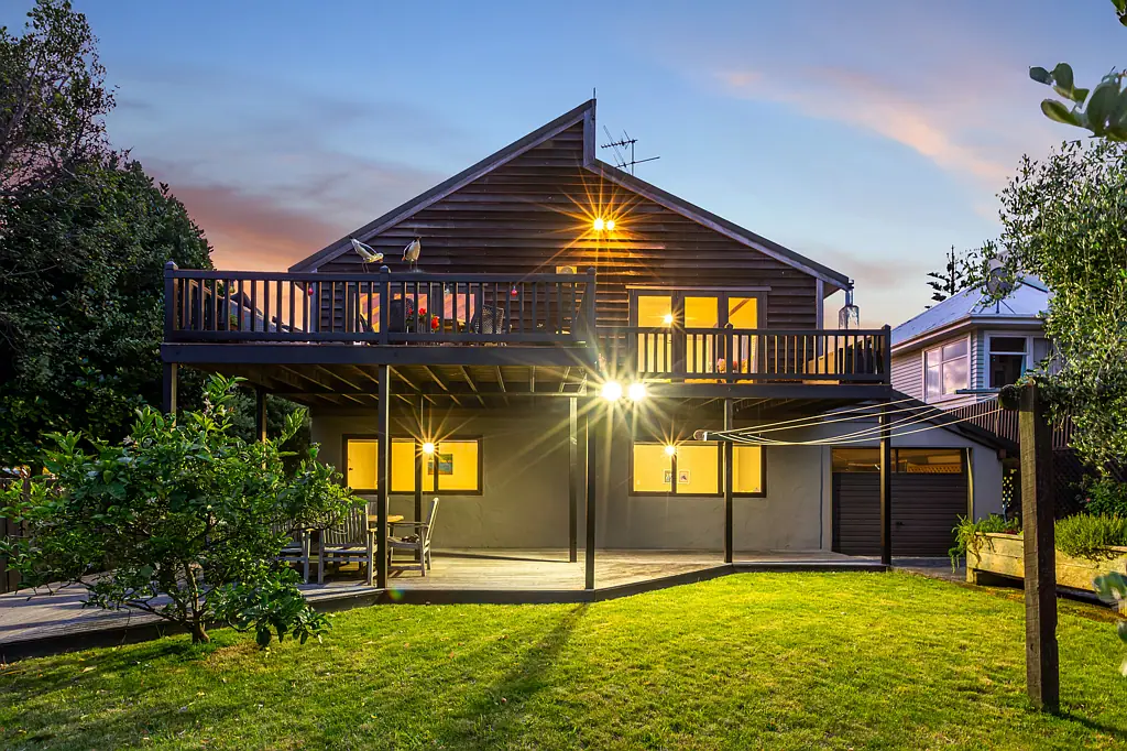 6A Mana Esplanade, Paremata, Porirua, Wellington