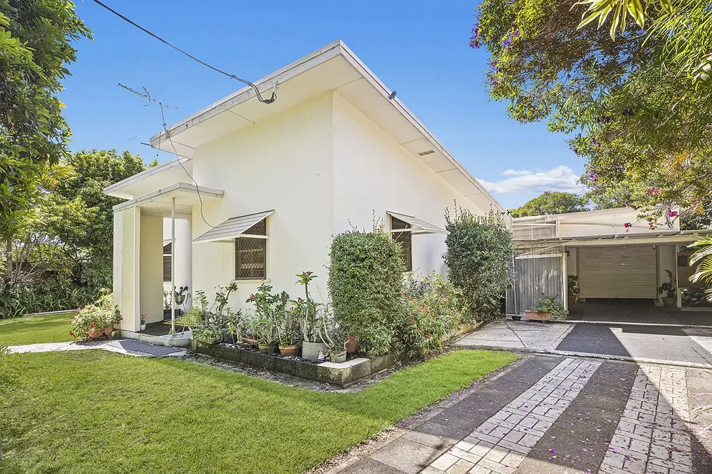Toormina 4chambre First Time Offered in 72 Years - Rare Lifestyle Opportunity on 3,250m2
