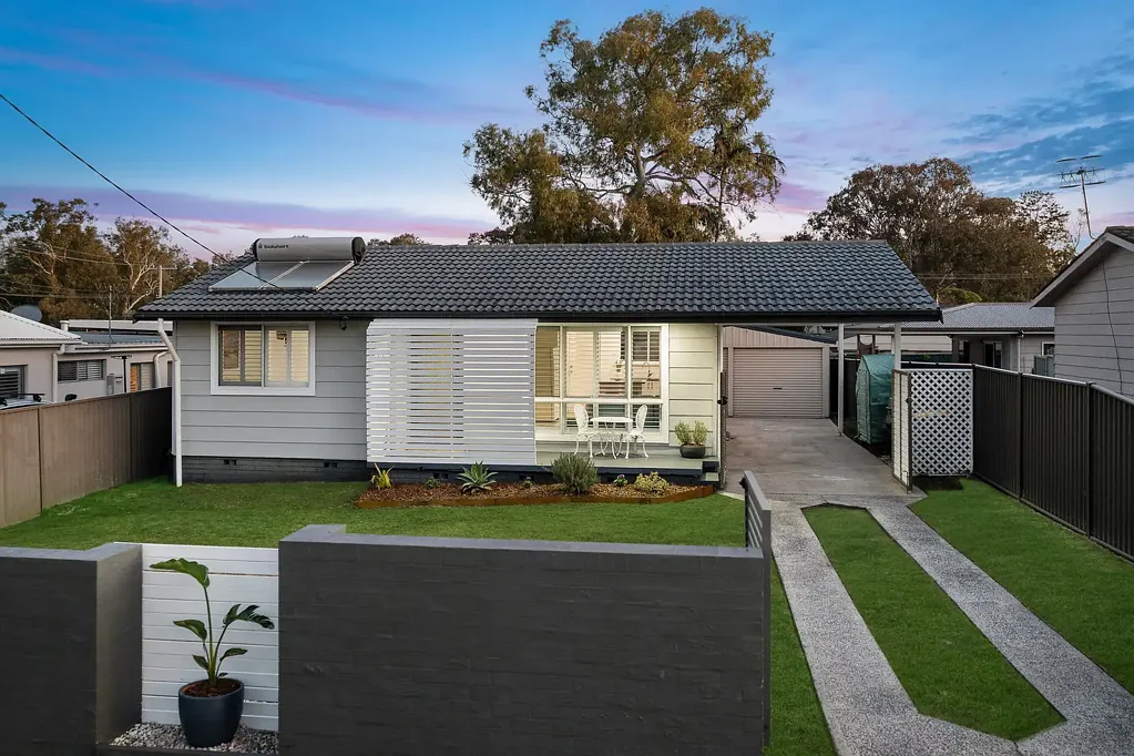 204 Scenic Drive, Budgewoi, NSW 2262