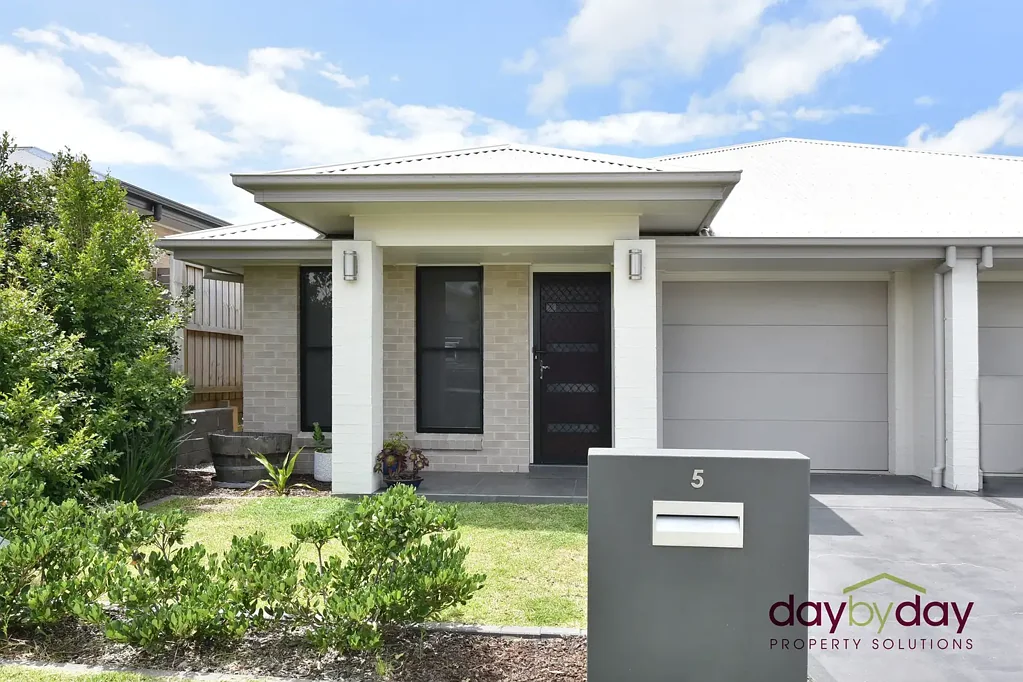 3 Bedroom Duplex in great location!