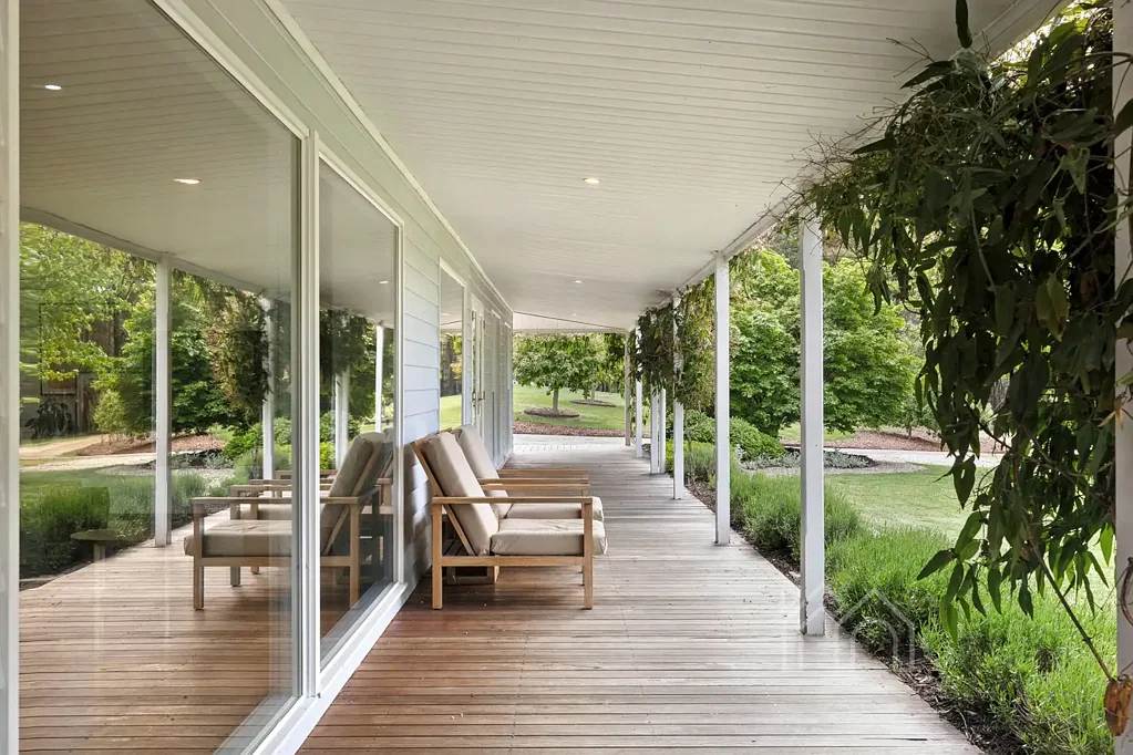 Romsey 8બેડરૂમ ‘Glenfinnan’ – Dual-Residence Country Living at its Finest on 10.37ha (approx.)