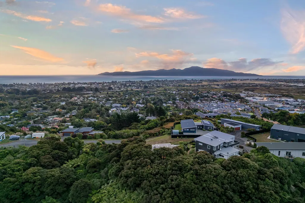 Paraparaumu 3 Bedroom A HOME YOU’LL NEVER WANT TO LEAVE