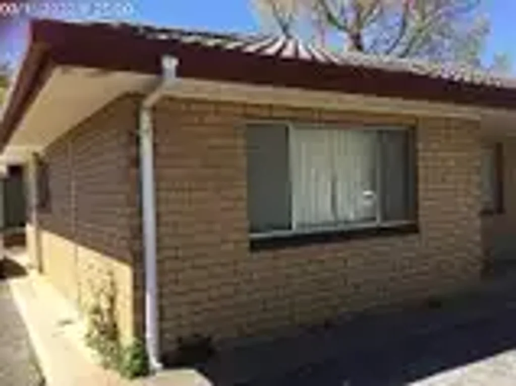 Two bedroom unit in complex