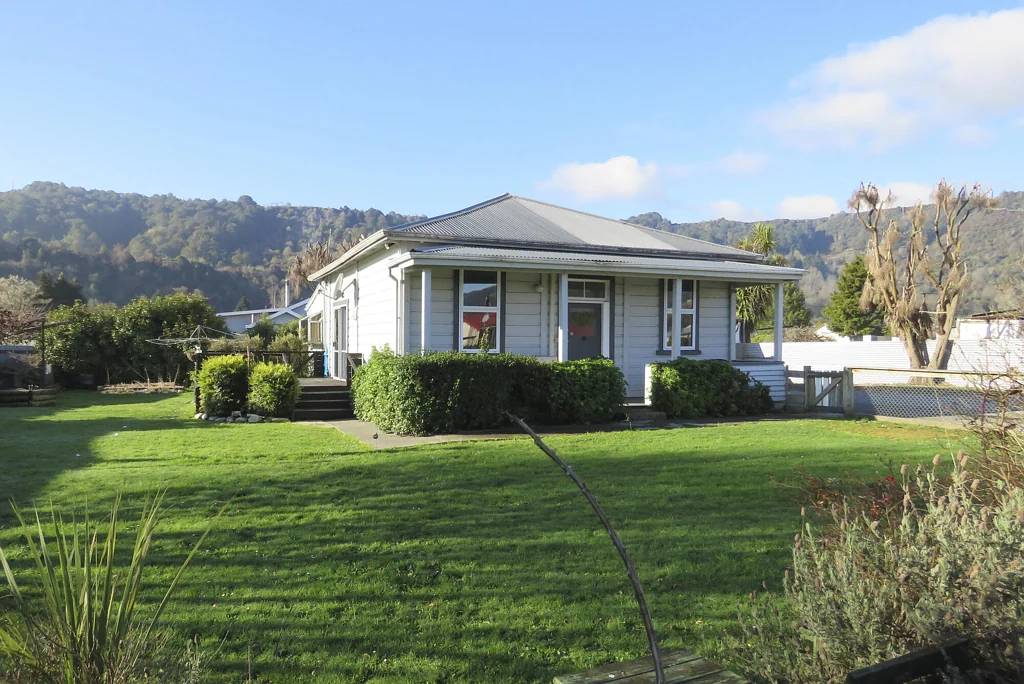 Reefton 3Habitaciones A must view today