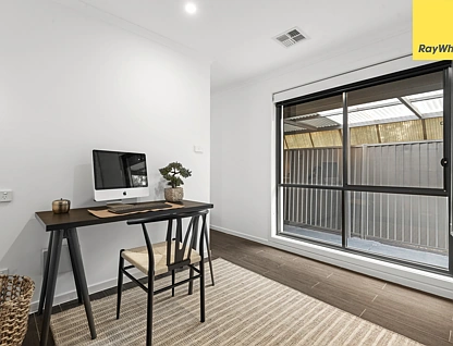 15 Angourie Crescent, Taylors Lakes, VIC 3038, 3 ਕਮਰੇ, 2 ਬਾਥਰੂਮ, House