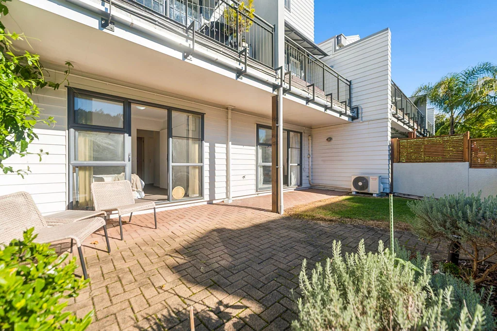 Albany 2房  BIG price reduction, MUST be sold