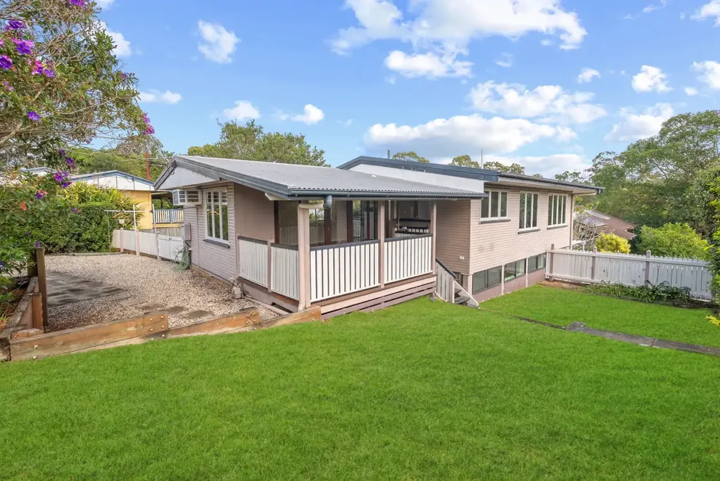 Neat and Tidy Home on Spacious Block