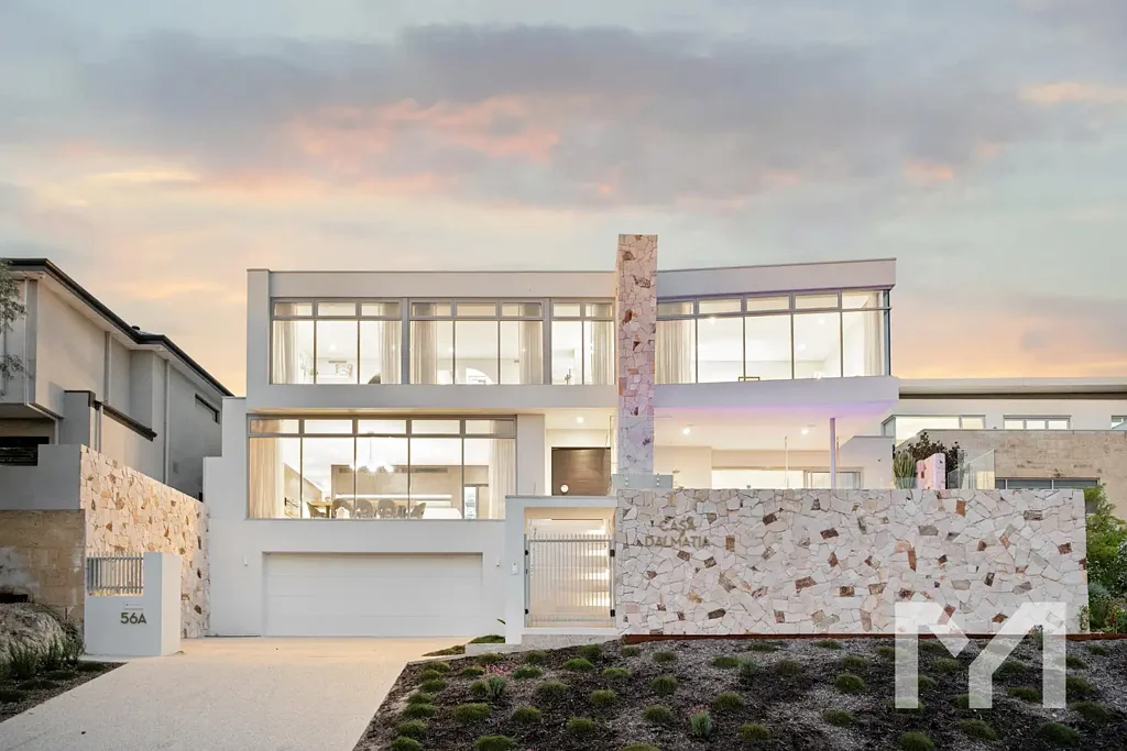 East Fremantle 4房  You're Invited to... Brand New Luxury with Panoramic Views and Four Levels of Refined Perfection