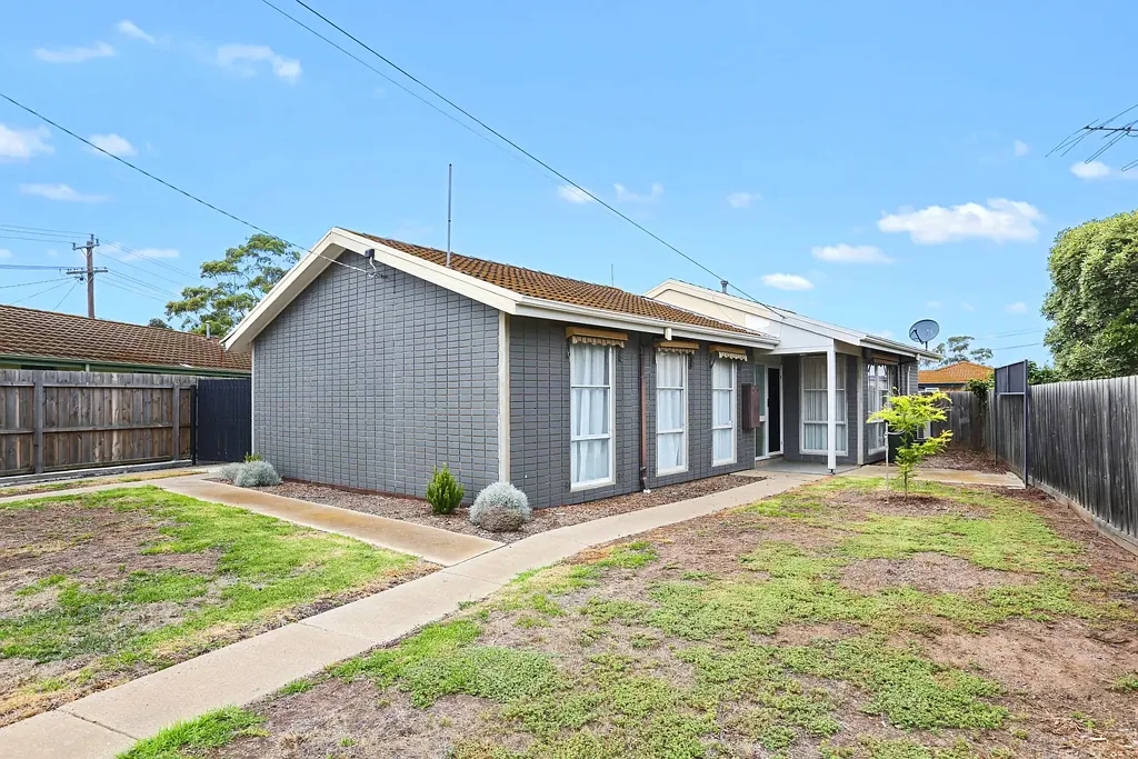 Beautifully Renovated Throughout