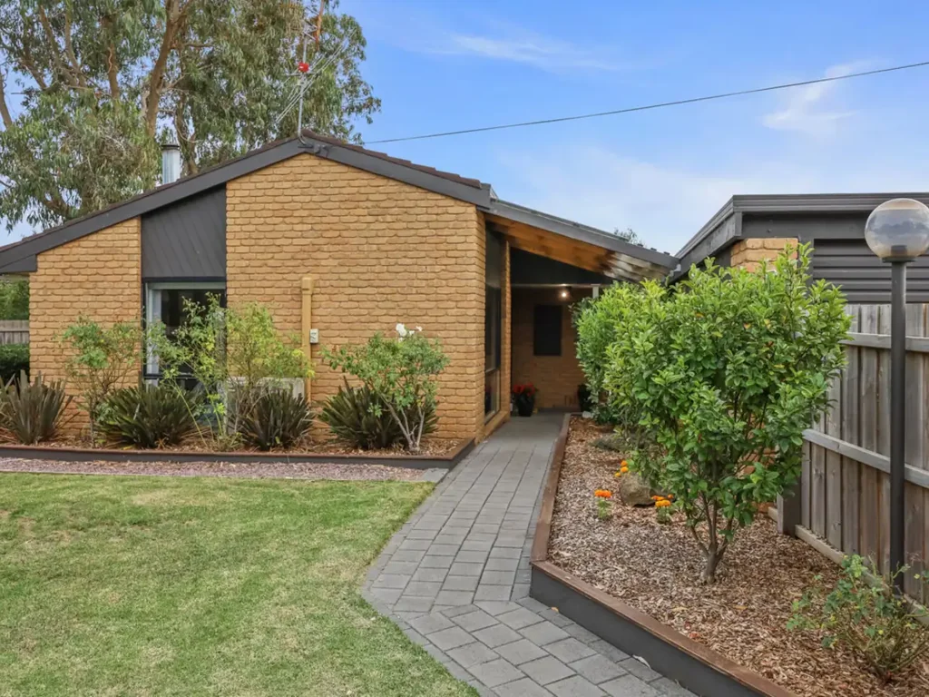 Warrnambool 3غرفة نوم HIGH CLASS RENOVATION - WHAT A RIPPER!