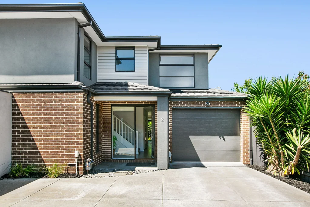 2/116 Boldrewood Parade, Reservoir, VIC 3073