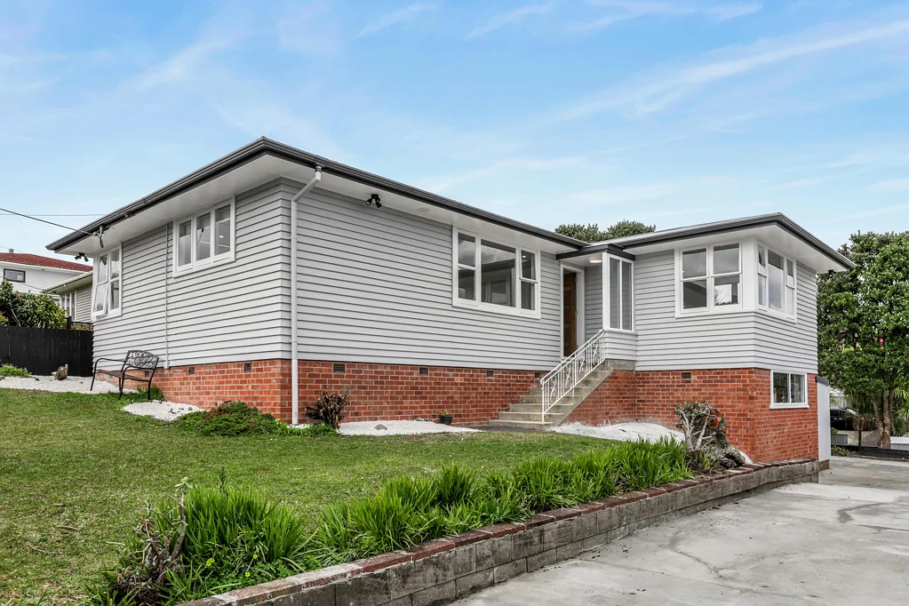 Te Atatu South 3कमरा Recently Renovated & Ready to Impress